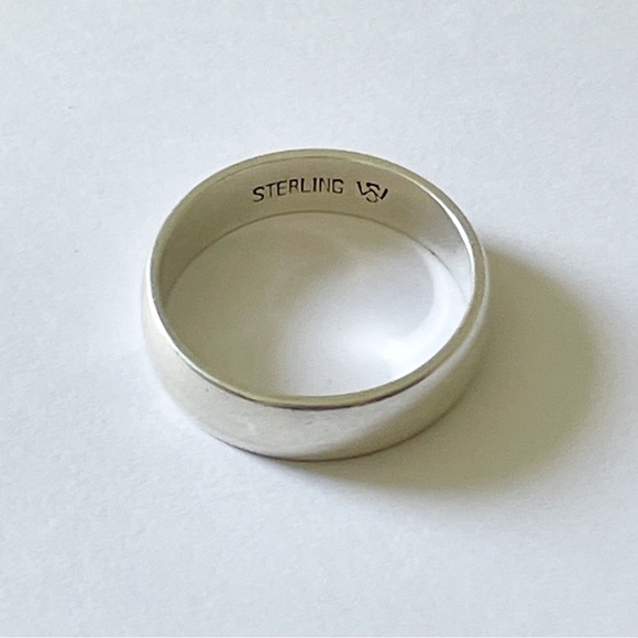 Sterling silver 1940s vintage simple band ring - Picture 2 of 8